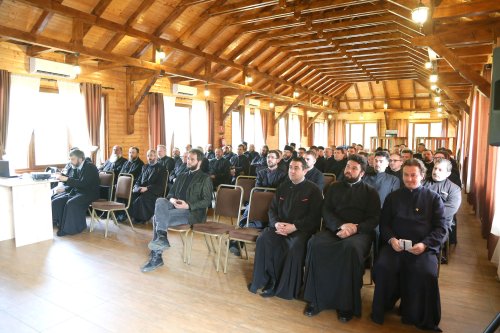 Conferință preoțească în Gura Râului, județul Sibiu Poza 116937
