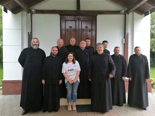 Cerc pastoral -misionar în parohia arădeană Scânteia, în sprijinul dotării secției de terapie intensivă a Spitalului Matern Arad