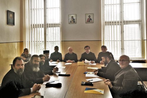 Simpozion internațional la Facultatea de Teologie Ortodoxă din Arad Poza 117138