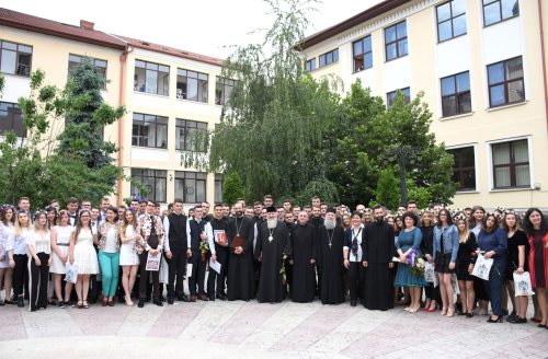 Festivitate de absolvire la Seminarul Teologic Ortodox din Cluj-Napoca Poza 117405