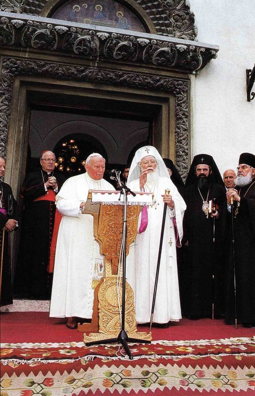 20 de ani de la vizita Papei Ioan Paul al II-lea pe Dealul Patriarhiei Poza 117472