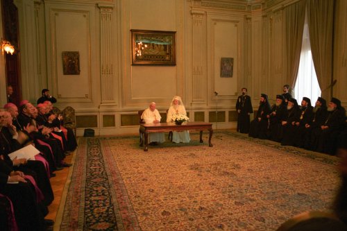 20 de ani de la vizita Papei Ioan Paul al II-lea pe Dealul Patriarhiei Poza 117474