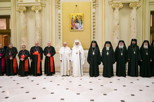 Papa Francisc s-a întâlnit cu Patriarhul României Poza 117559