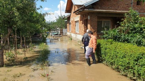 Sprijin pentru familiile afectate de inundații Poza 117658