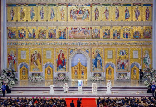 Papa Francisc a vizitat Catedrala Mântuirii Neamului Poza 117586