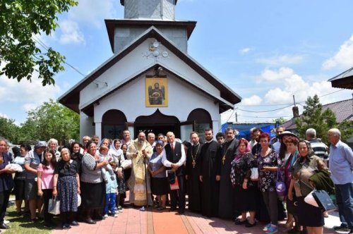 Binecuvântări în parohii din Muntenia și Dobrogea Poza 117745