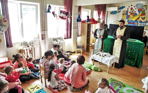 Copiii de la Spitalul de Psihiatrie din Sibiu au primit daruri Poza 117959