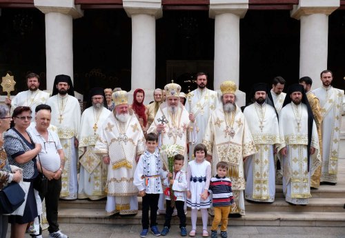 Înălţarea Domnului sărbătorită la Catedrala Patriarhală Poza 117991