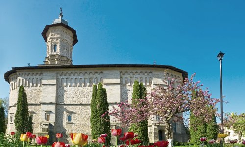 Mănăstirea Dragomirna, „un rai al desfătării”