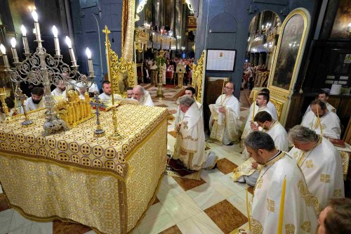 Patriarhul României a sfințit Biserica „Sfântul Spiridon” Nou Poza 118785