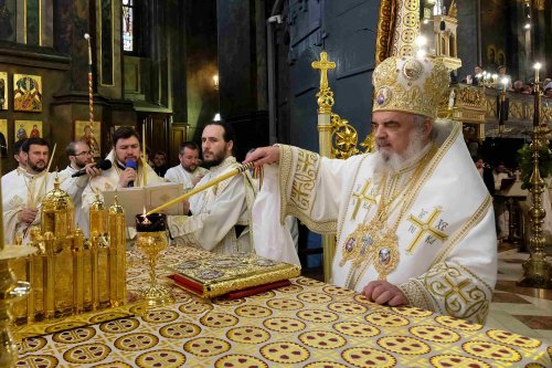 Patriarhul României a sfințit Biserica „Sfântul Spiridon” Nou Poza 118786