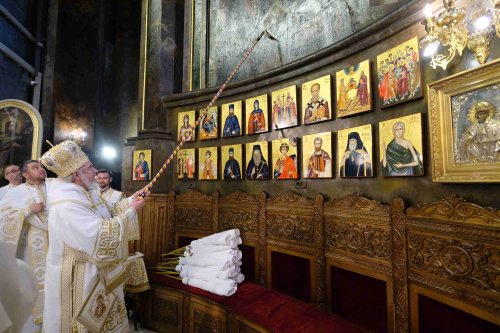 Patriarhul României a sfințit Biserica „Sfântul Spiridon” Nou Poza 118788