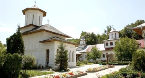 Mănăstirea Strâmba-Jiu, la 500 de ani de existenţă Poza 119020