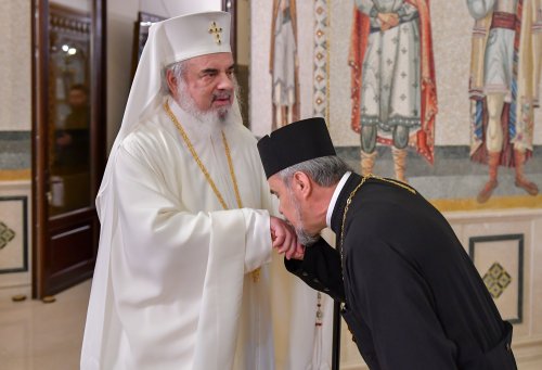 Pelerini români din Viena binecuvântați de Patriarhul României Poza 119160