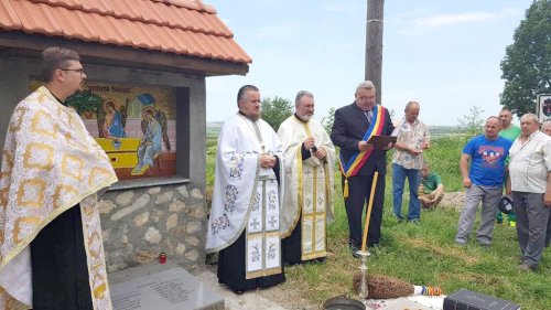 Troiță sfințită la Socolari, Caransebeș, în amintirea deportaților în Bărăgan Poza 119224