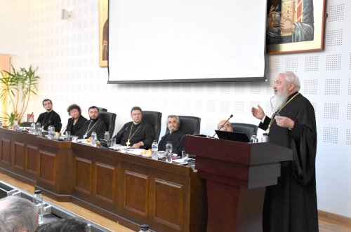 Pr. lect. dr. Liviu Vidican-Manci, doctor în Teologie pentru a doua oară Poza 119342