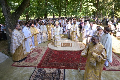 Sfântul Grigorie Dascălul, sărbătorit la Căldărușani Poza 119253