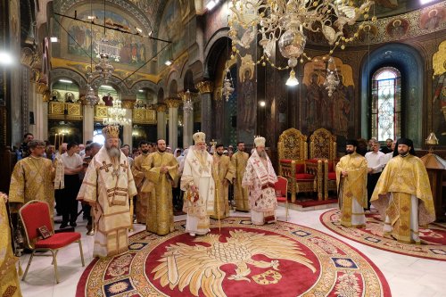  Sfinții Apostoli Petru și Pavel, sărbătoriți la Catedrala Patriarhală Poza 119870