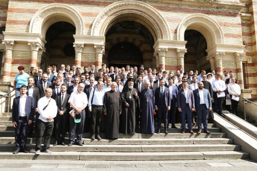 Absolvenții Facultății de Teologie din Sibiu au depus jurământul Poza 119925