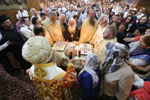 Hramul bisericii mari a Mănăstirii Ciolanu Poza 119894