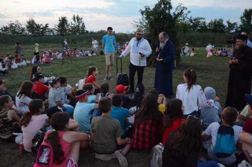 Tabere pentru copii şi tineri, în Moldova Poza 120509