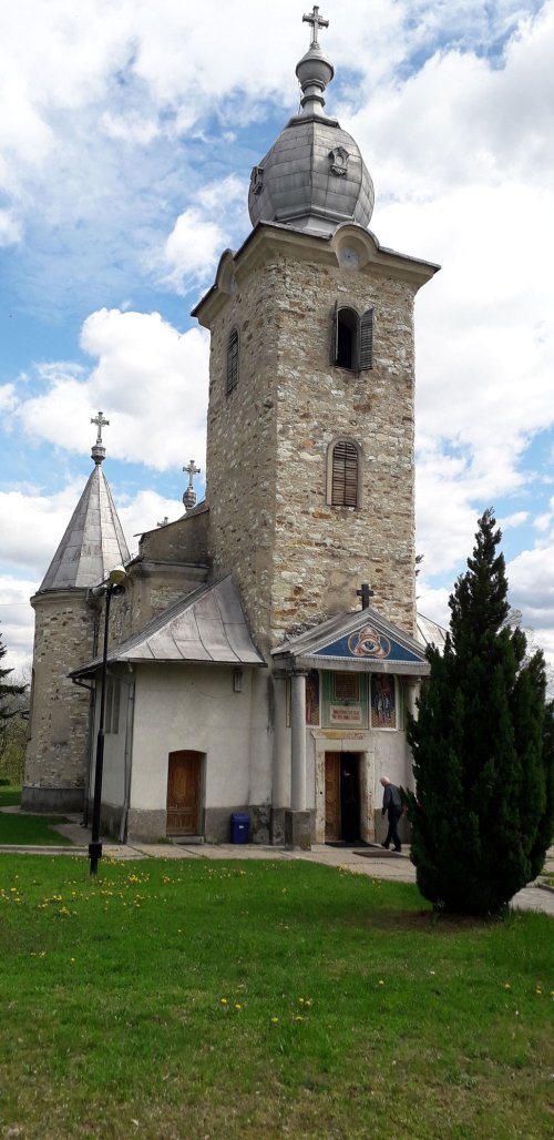 Pelerini clujeni la mănăstiri din Sălaj, Oaş şi Maramureş Poza 120664