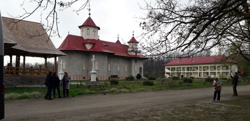 Pelerini clujeni la mănăstiri din Sălaj, Oaş şi Maramureş Poza 120665
