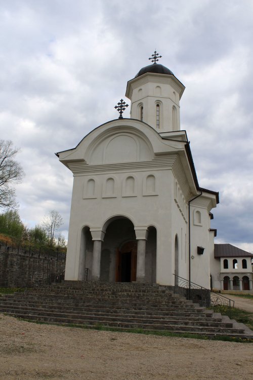 Pelerini clujeni la mănăstiri din Sălaj, Oaş şi Maramureş Poza 120671