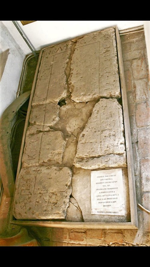 Copiști și traducători de cărți bisericești din Șcheii Brașovului, precursori ai Diaconului Coresi Poza 120845
