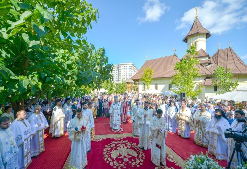 Cinstirea Icoanei „Prodromița” în Capitală Poza 120909