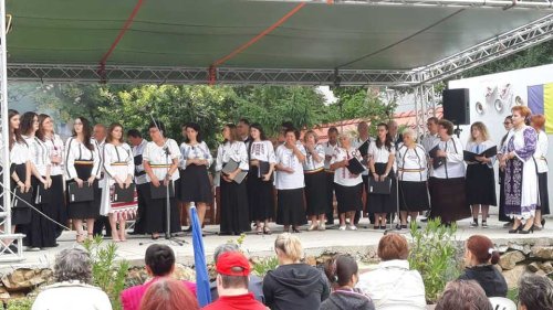 Festival al Românilor la biserica Parohiei Arad-Grădişte I Poza 121024