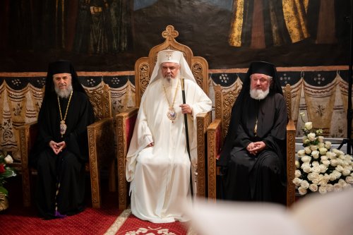 Patriarhul României, sărbătorit la 68 de ani Poza 121670