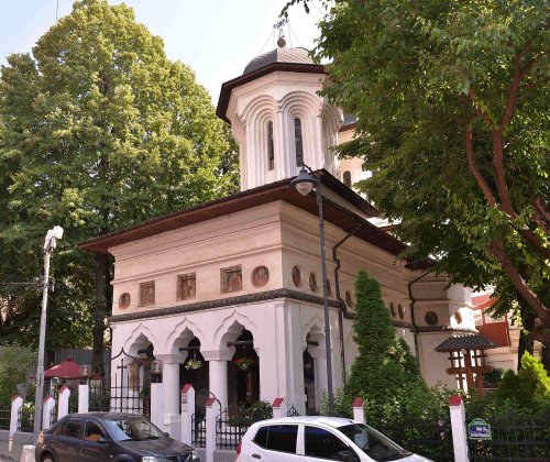 Biserica „Adormirea Sfintei Ana”, Parohia Batiștei, București  Poza 121862