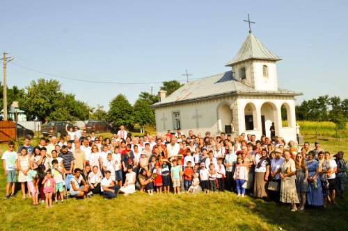 Slujbă misionară în Parohia Dacia - Nicşeni
