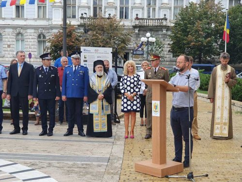 Arhiepiscopul Aradului a participat la manifestările dedicate Imnului Național Poza 122467