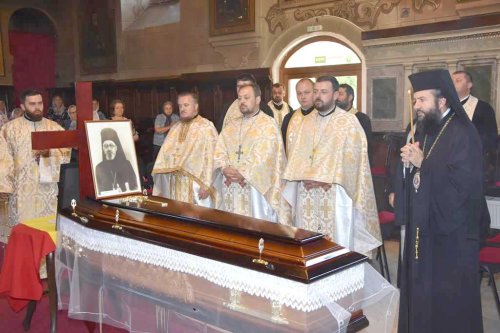 Episcop Veniamin Nistor – Restituire istorică a Episcopiei Caransebeșului Poza 122641