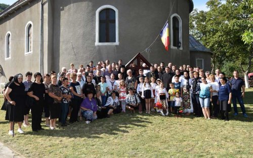 Tradițiile satului românesc, la Cercul pastoral Domașnea-Valea Cernei Poza 122674