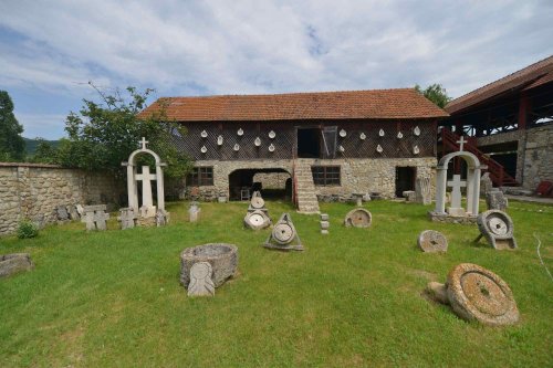 Muzeul Pietrei, o istorie a culturii populare românești Poza 122821