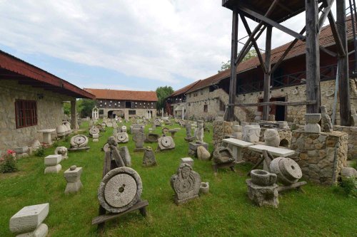 Muzeul Pietrei, o istorie a culturii populare românești Poza 122837