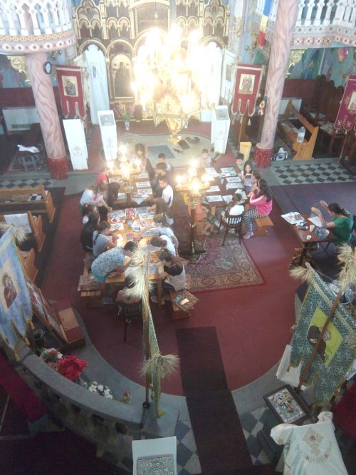 Tabăra de creație religioasă în Parohia Tilecuș, Oradea Poza 123177
