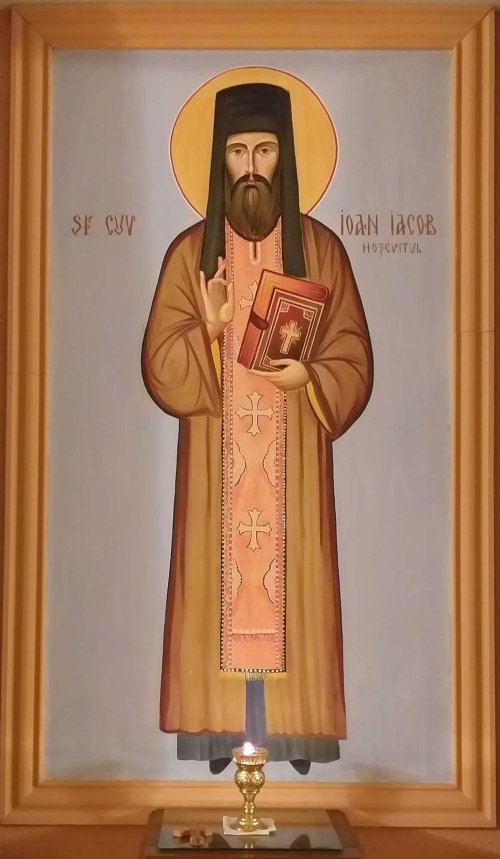 Obștea Sfântului Ioan Iacob de la mănăstirea din Țara Loviștei Poza 122814