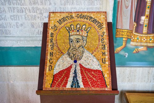Icoana Maicii Domnului „Îndrumătoarea” a ajuns la Biserica „Sfântul Gheorghe”-Nou Poza 123676