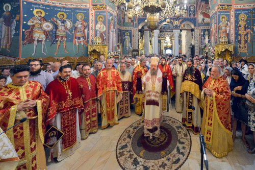 Sfinţii Martiri Brâncoveni prăznuiți în centrul Capitalei Poza 123775