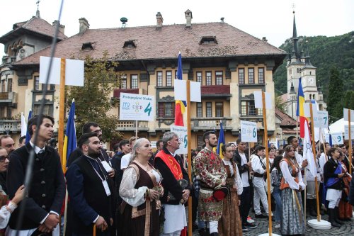 Peste 700 de participanți la Întâlnirea Tinerilor Ortodocși din Arhiepiscopia Sibiului Poza 124092