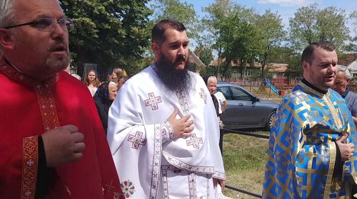 Părintele Nicolae Bordașiu, comemorat în satul natal Poza 124243
