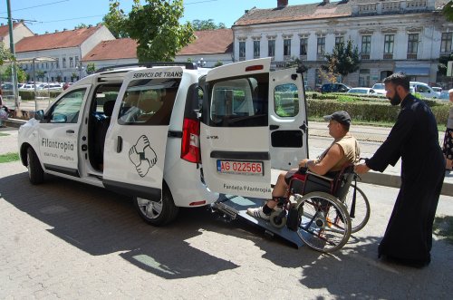 Servicii de transport adaptat pentru persoanele cu dizabilități Poza 124223