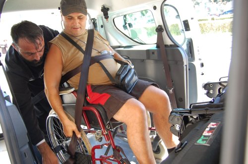 Servicii de transport adaptat pentru persoanele cu dizabilități Poza 124224