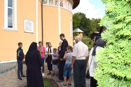 Credincioși din Berchieșu, Turda, în pelerinaj în Apuseni Poza 124342