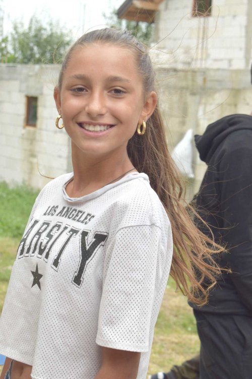 „Tabăra bucuriei” pentru 100 de tineri şi copii de etnie romă Poza 124402