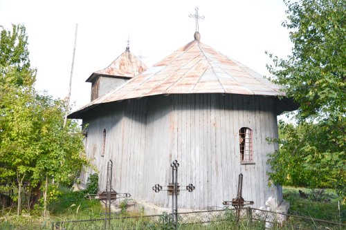 Miniaturala biserică a stolnicului Dumitrache Miclescu Poza 123912